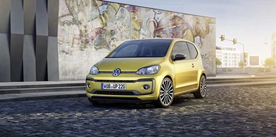  Volkswagen up! 3-Door 2016 года  (фото 16 из 25)